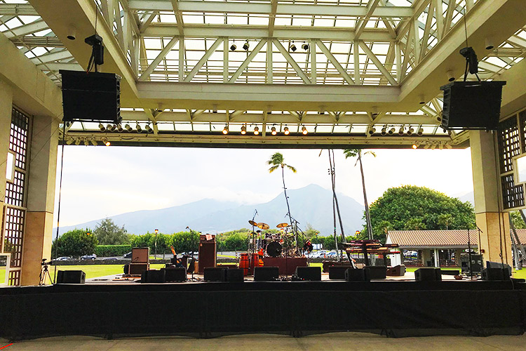 Black Uhuru stage in Hawaii